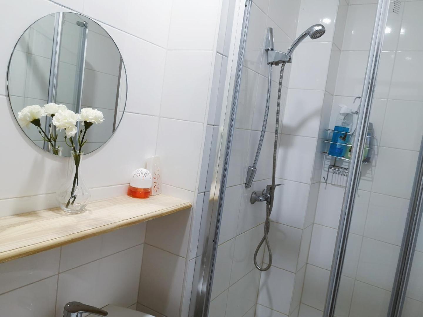 A Private Room For Backpacker Share Bathroom Bryssel Exteriör bild